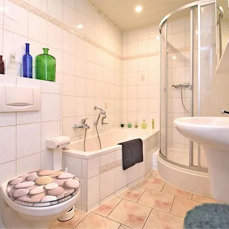 Flat In Ernstroda Near A Apartment